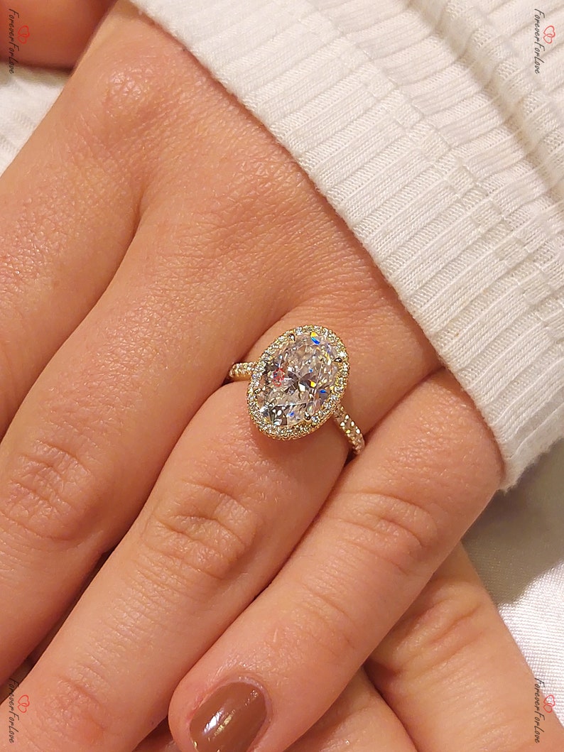 Vintage Unique Oval moissanite Engagement Ring