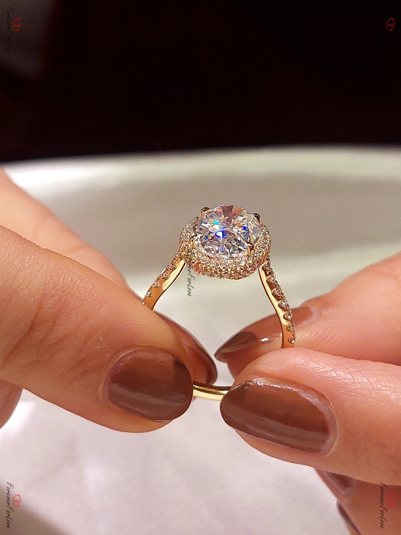 Vintage Unique Oval moissanite Engagement Ring