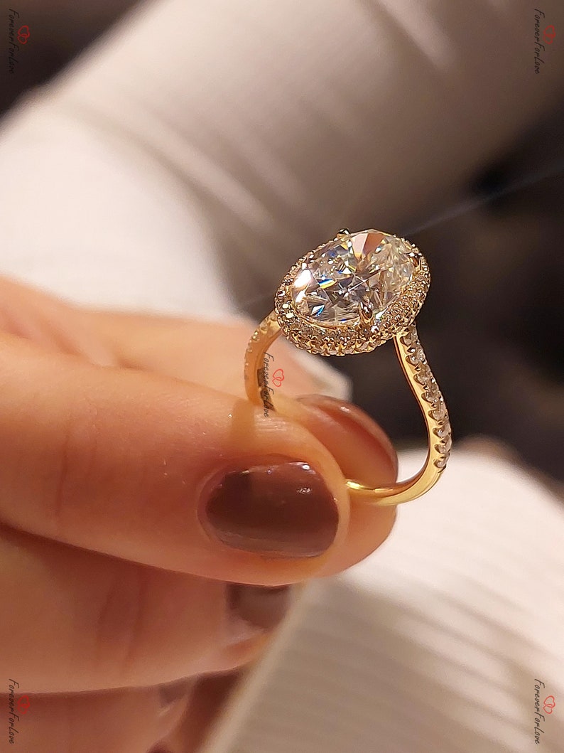 Vintage Unique Oval moissanite Engagement Ring