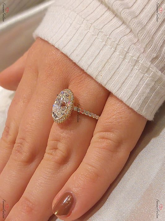 Vintage Unique Oval moissanite Engagement Ring